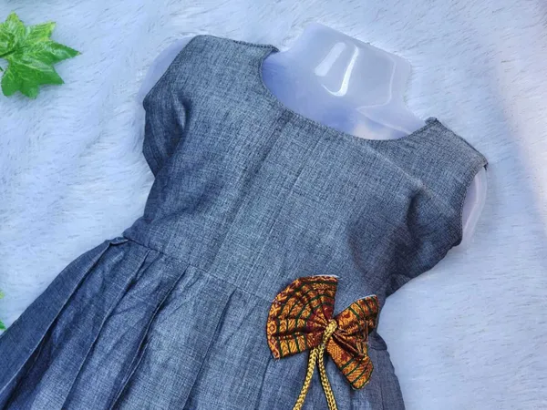 Grey_Cotton_Silk_Sleeveless_Round_Neck_Fit_And_Flare_Dress_For_Girls
