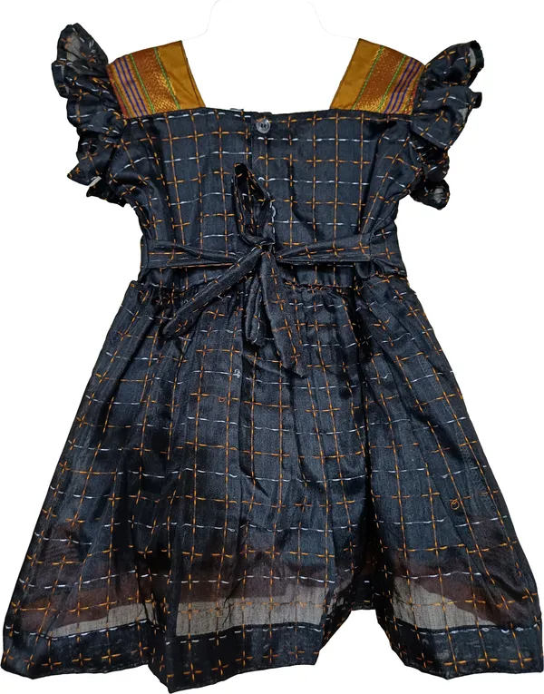 Blue_Cotton_Silk_Fashion_Sleeve_Sweet_Heart_Neck_Fit_And_Flare_Dress_For_Girls