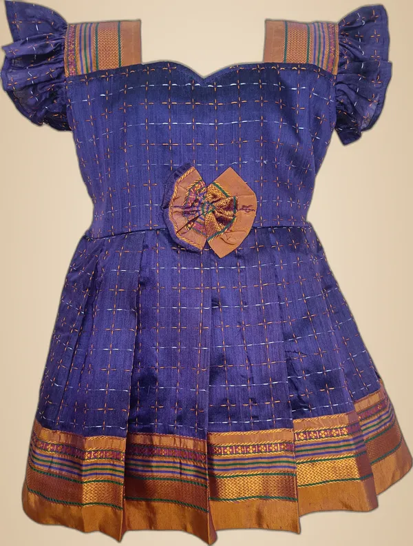 Blue_Cotton_Silk_Fashion_Sleeve_Sweet_Heart_Neck_Fit_And_Flare_Dress_For_Girls