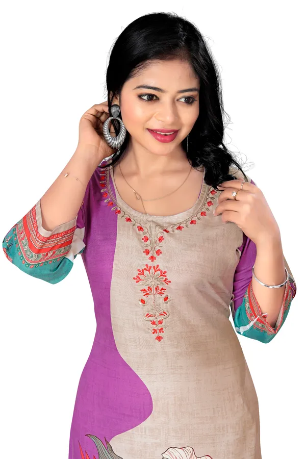 White_Printed_Embroidery_Kurta_For_Women