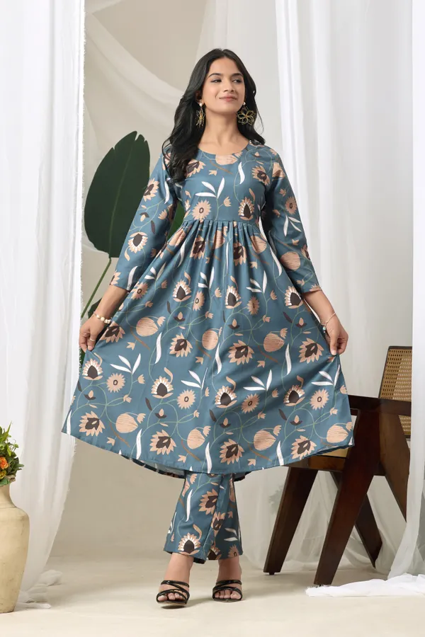 Top_Trendy_Stylish_Printed_Rayon_Women_Gown_with_palazzo_|_Elegant_Anarkali_Gown_Pair_for_Party_&_Festive_Wear