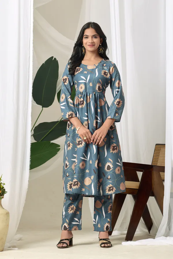 Top_Trendy_Stylish_Printed_Rayon_Women_Gown_with_palazzo_|_Elegant_Anarkali_Gown_Pair_for_Party_&_Festive_Wear