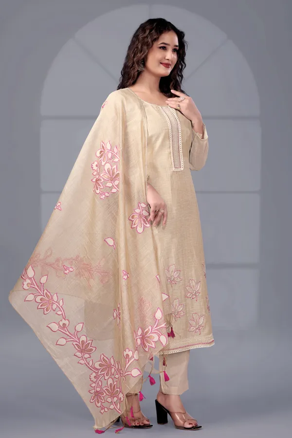 Chiku_Ethnic_Motifs_Embroidered_Regular_Thread_Work_Kurti_With_Trousers_&_Dupatta_For_Women
