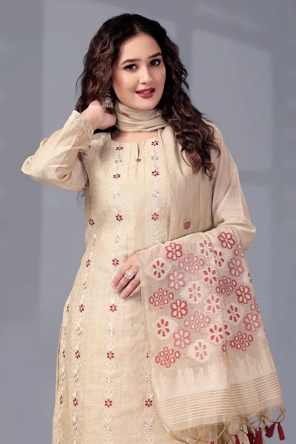 Chiku_Ethnic_Motifs_Embroidered_Regular_Thread_Work_Kurti_With_Trousers_&_Dupatta_For_Women
