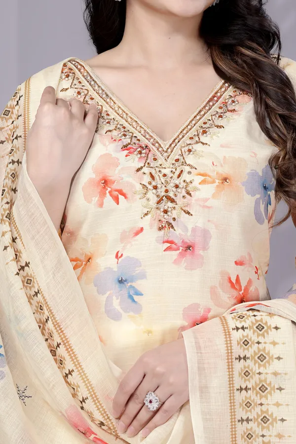 Chiku_Ethnic_Motifs_Embroidered_Kurta_With_Trousers_&_Dupatta_For_Women