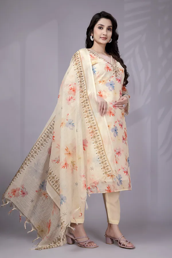 Chiku_Ethnic_Motifs_Embroidered_Kurta_With_Trousers_&_Dupatta_For_Women