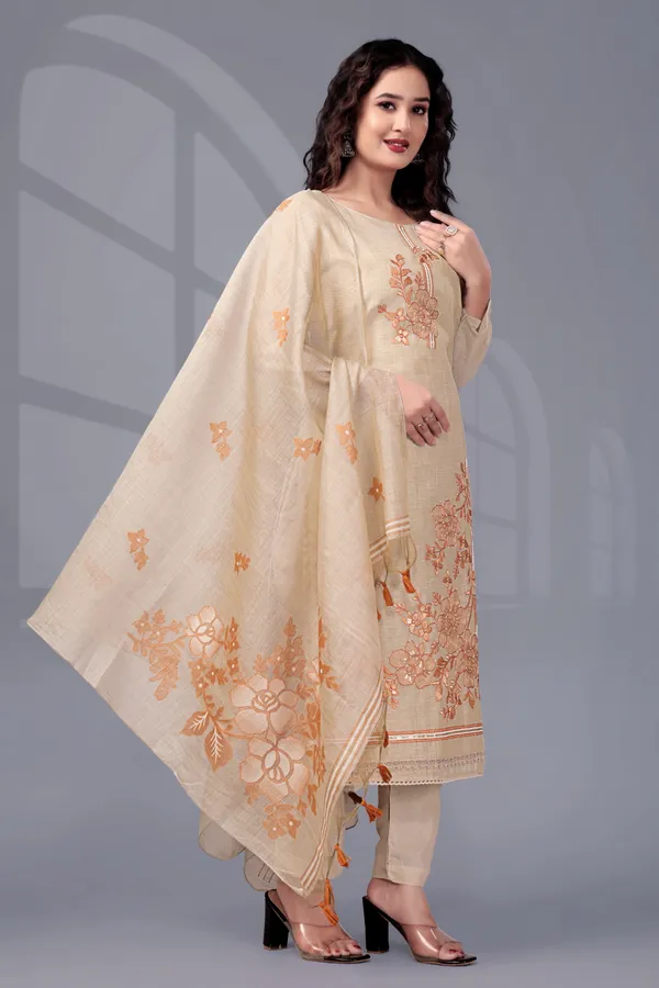 Chiku_Ethnic_Motifs_Embroidered_Regular_Thread_Work_Kurti_With_Trousers_&_Dupatta_For_Women