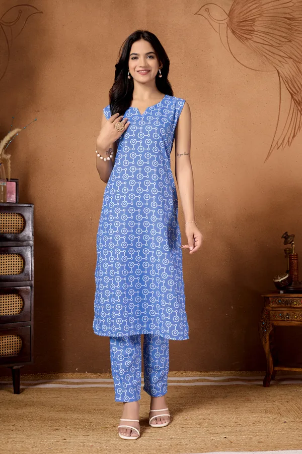 Top_Trendy_Stylish_Printed_Rayon_Women_Kurti_with_Pants|_Elegant_kurti_Pair_for_Party_&_Festive_Wear