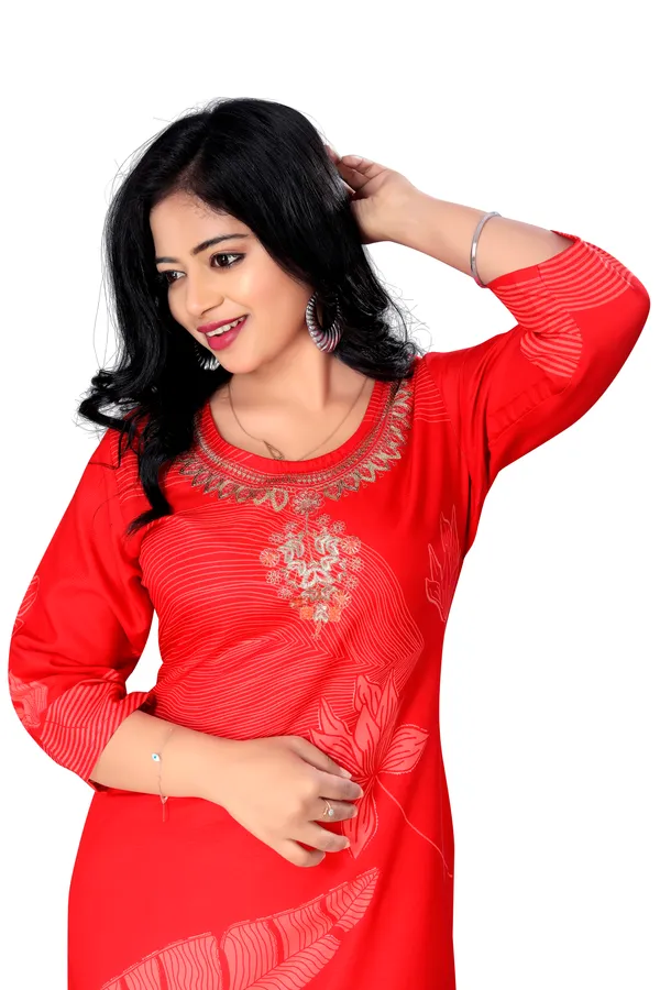 Orange_Floral_Printed_Thread_Work_Straight_Kurta_For_Women