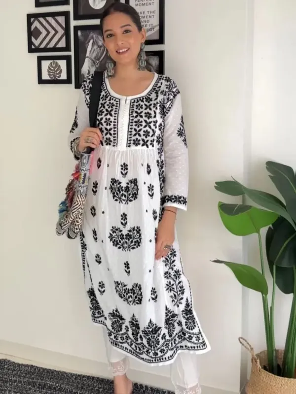 Black_&_White_Dobby_Cotton_Regular_Fit_Co-Ord_Set_For_Women