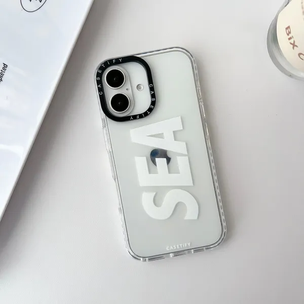 Iphone_16_Transparent_Thermoplastic_Polyurethane,_Polycarbonate_Premium_&_Elegant_Back_Cover