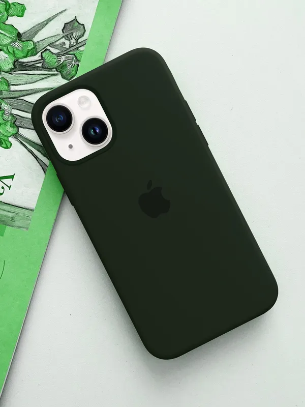 Iphone_15_Forest_Green_Silicon_Premium_&_Elegant_Back_Cover