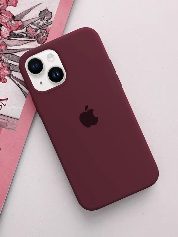 Iphone_15_Maroon_Silicon_Premium_&_Elegant_Back_Cover