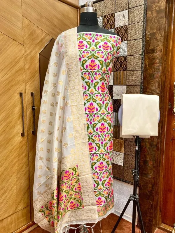 Banarasi_Suits_–_Zari_Silk_Tilfi_Meena_with_Dupatta_–_Off_White