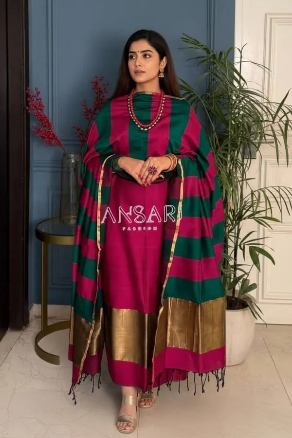 Banarasi_Cotton_Silk_Woven_Zari_Suit_Set_–_Rani_with_Bottle_Green_Stripe