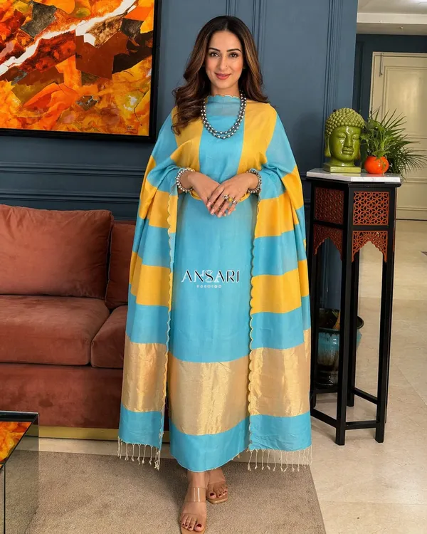 Banarasi_Suit_Firozi_Cotton_with_Yellow_Stripe_Dupatta