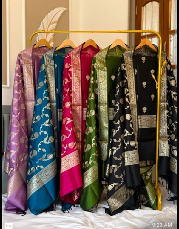 Rani_pink_Banarasi_Silk_Zari_Suit_Set