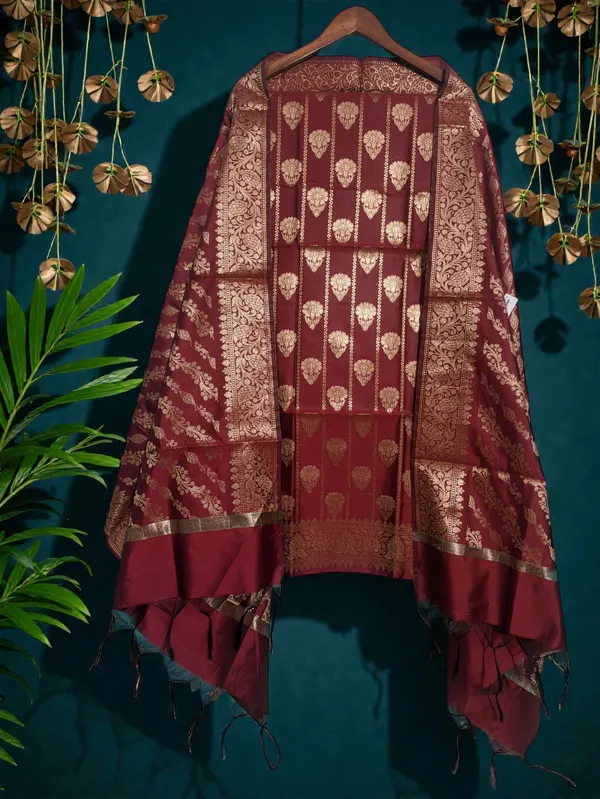 Maroon_Banarasi_Silk_Zari_Woven_Suit_Set_by_Ansari_Fashion