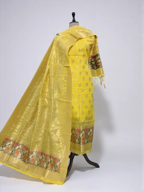 Banarasi_Tilfi_Jamdani_Suit_–_Premium_Cotton_with_Meena_Zari_Dupatta