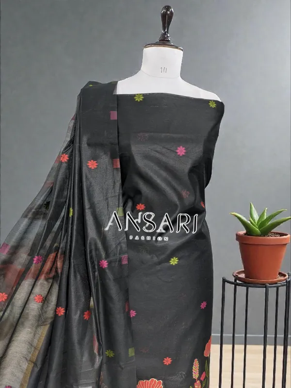 Banarasi_Suits_–_Silky_Cotton_Tilfi_Meena_&_Zari_Woven_with_Dupatta_–_black_