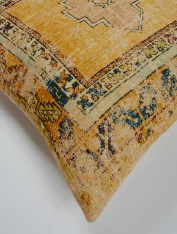 Multicolor_Digitally_Printed_Cotton_Velvet_Cushion_Cover