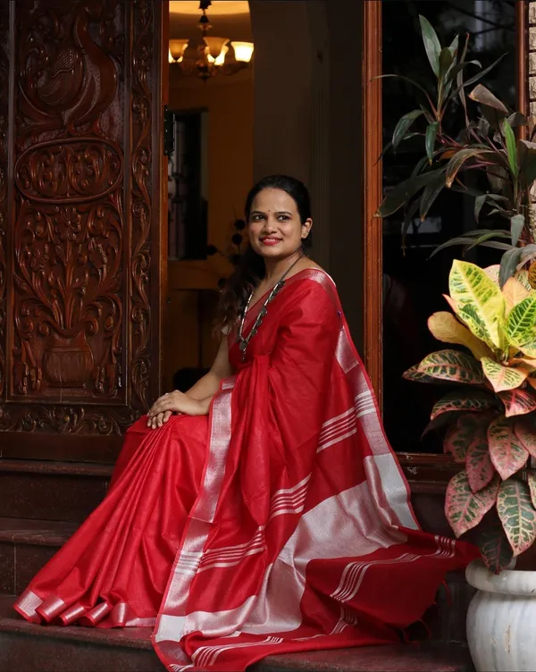 Red_Bhagalpuri_Cotton_Linen_Saree_For_Women