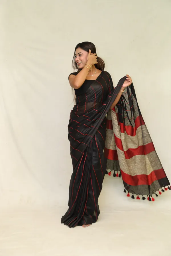 Black_Pure_Linen_Saree_with_Red_Stripes_&_Ghicha_Silk_Pallu_|_Handwoven_Bhagalpuri_Saree_for_Festivals_–_Hatha_Karagha
