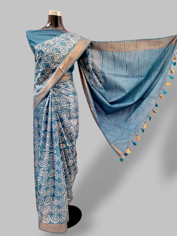 Blue_Hand_Batik_Silk_Blend_Saree_For_Women