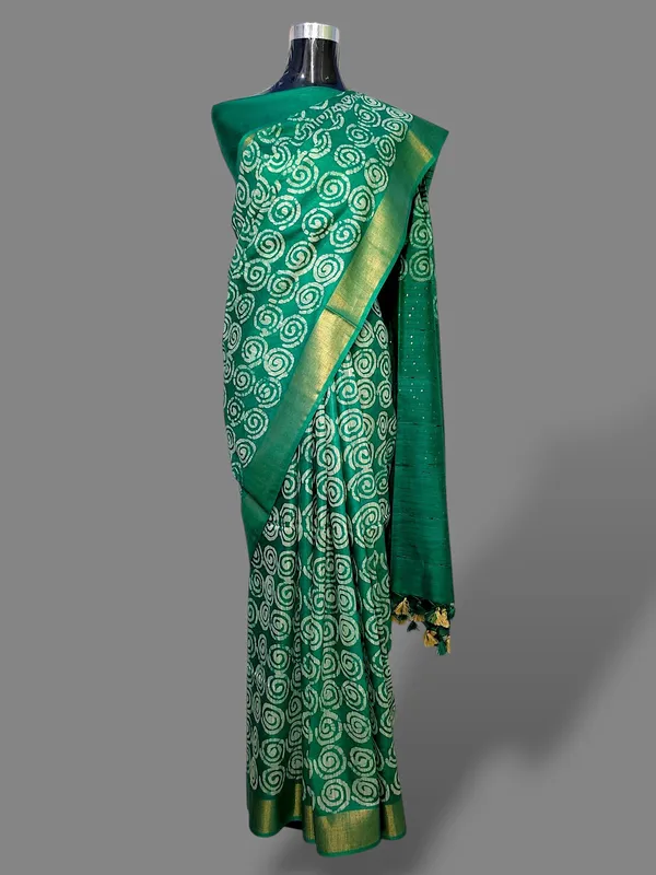 Green_Hand_Batik_Silk_Blend_Saree_For_Women