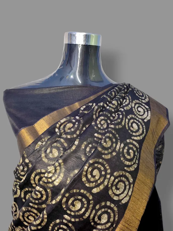 Black_Hand_Batik_Silk_Blend_Saree_For_Women