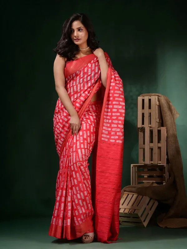 Red_Hand_Batik_Silk_Blend_Saree_For_Women