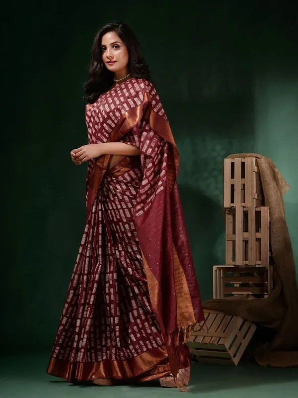 Maroon_Hand_Batik_Silk_Blend_Saree_For_Women