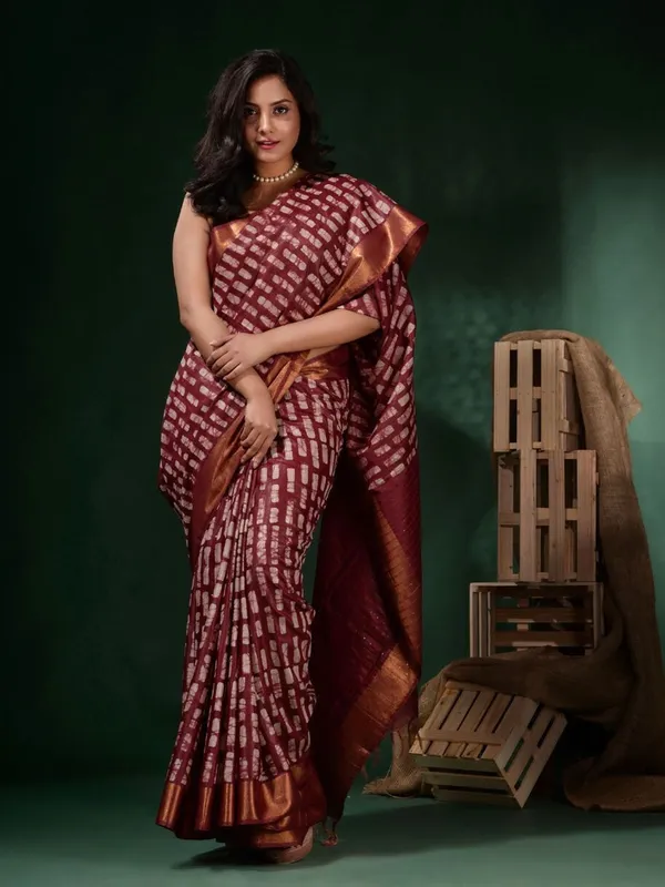 Maroon_Hand_Batik_Silk_Blend_Saree_For_Women