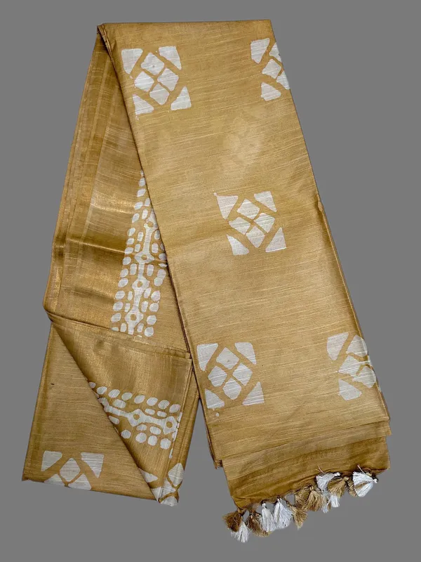 Beige_Hand_Batik_Silk_Blend_Saree_For_Women