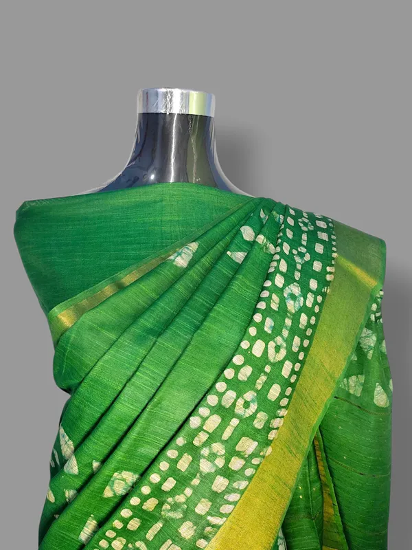 Green_Hand_Batik_Silk_Blend_Saree_For_Women