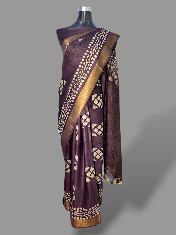 Brown_Hand_Batik_Silk_Blend_Saree_For_Women