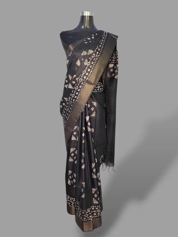 Black_Hand_Batik_Silk_Blend_Saree_For_Women