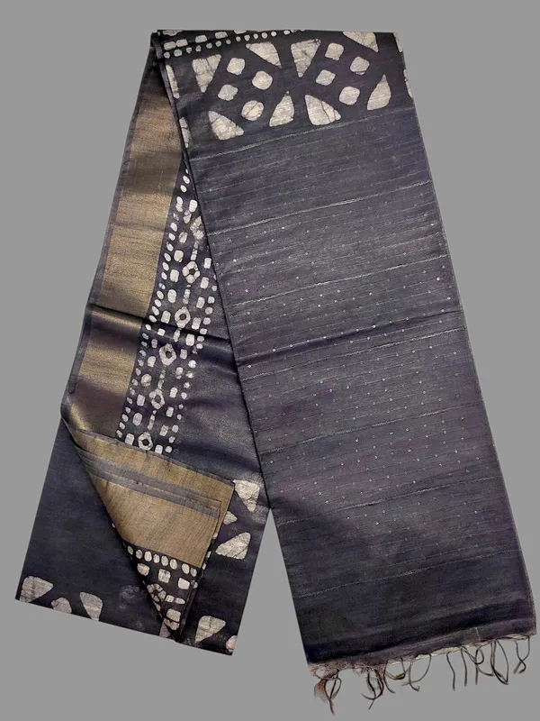 Black_Hand_Batik_Silk_Blend_Saree_For_Women