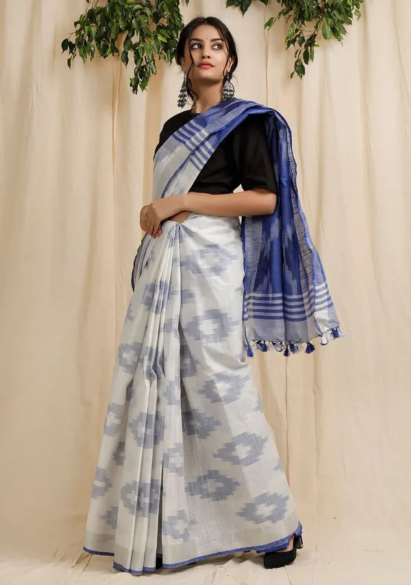 Multicolor_Ikkat_Cotton_Blend_Saree_For_Women