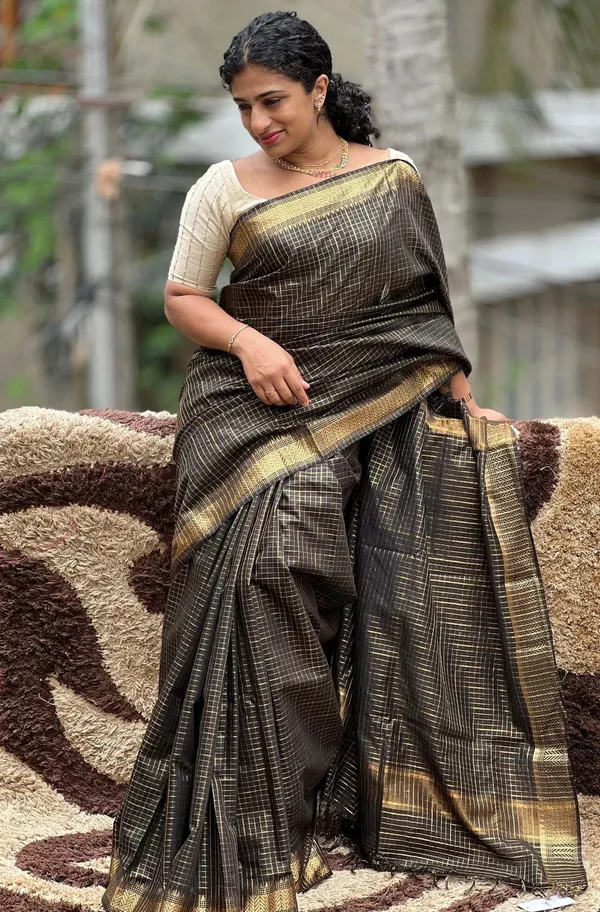 Black_Bhagalpuri_Cotton_Silk_Saree_For_Women