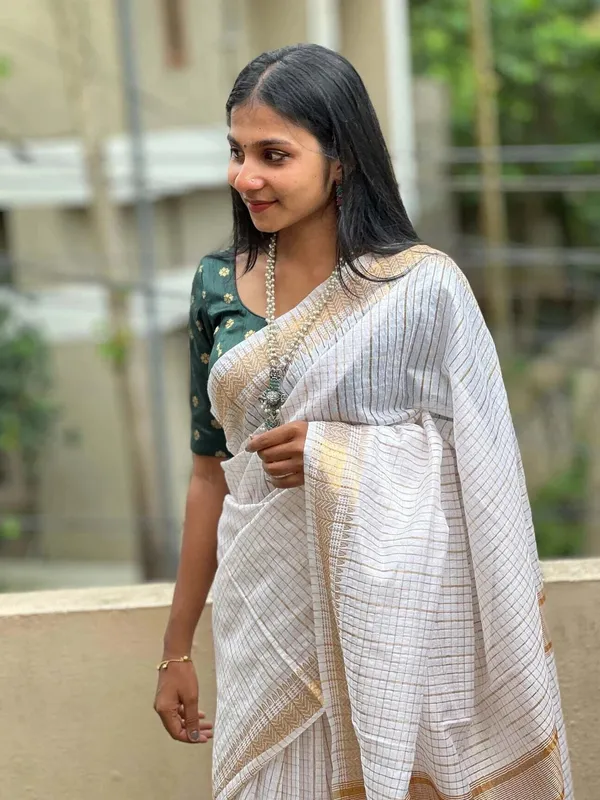 White_Bhagalpuri_Cotton_Silk_Saree_For_Women