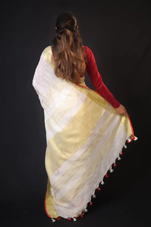 Off-White_Pure_Linen_Handloom_Saree_with_Golden_Zari_Red_Border_&_Resham_Embroidery_|_Bhagalpuri_Artisan_Weave_–_Hatha_Karagha