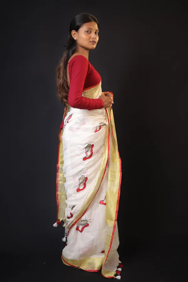 Off-White_Pure_Linen_Handloom_Saree_with_Golden_Zari_Red_Border_&_Resham_Embroidery_|_Bhagalpuri_Artisan_Weave_–_Hatha_Karagha