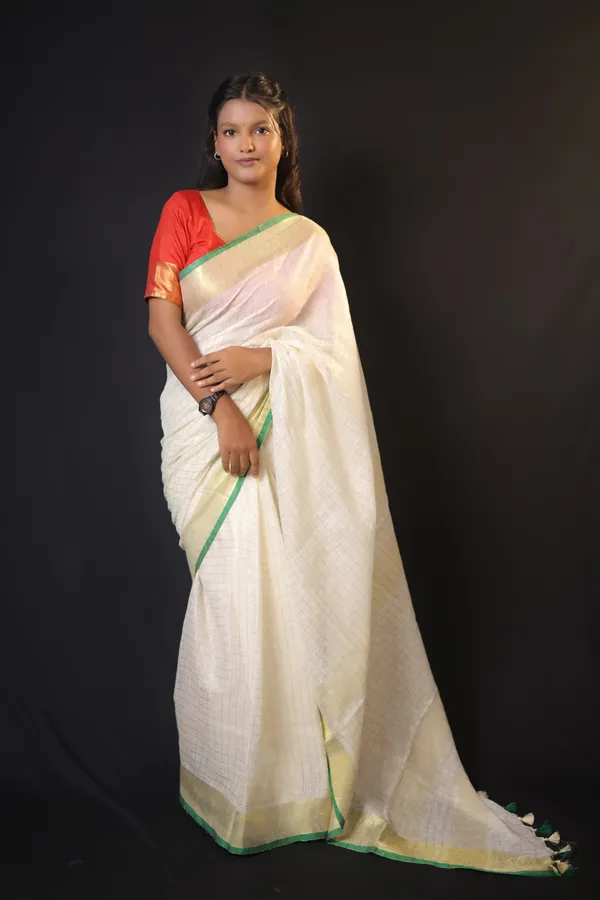 Off-White_Linen_Blend_Saree_with_Golden-Green_Border_|_Handwoven_Bhagalpuri_Festival_Saree_–_Hatha_Karagha