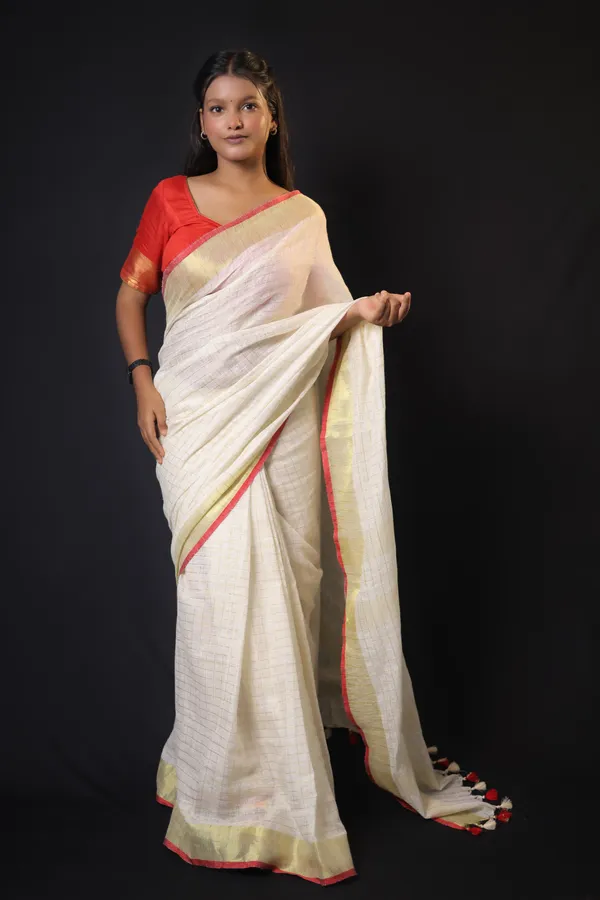 Off-White_Linen_Blend_Saree_with_Golden-Red_Border_|_Handwoven_Bhagalpuri_Festive_Saree_–_Hatha_Karagha