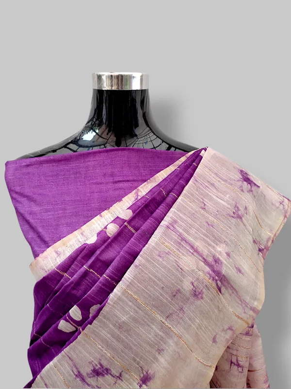Purple_Hand_Batik_Cotton_Silk_Saree_with_Running_Blouse_–_Artisan_Made_in_Bhagalpur_by_Hatha_Karagha