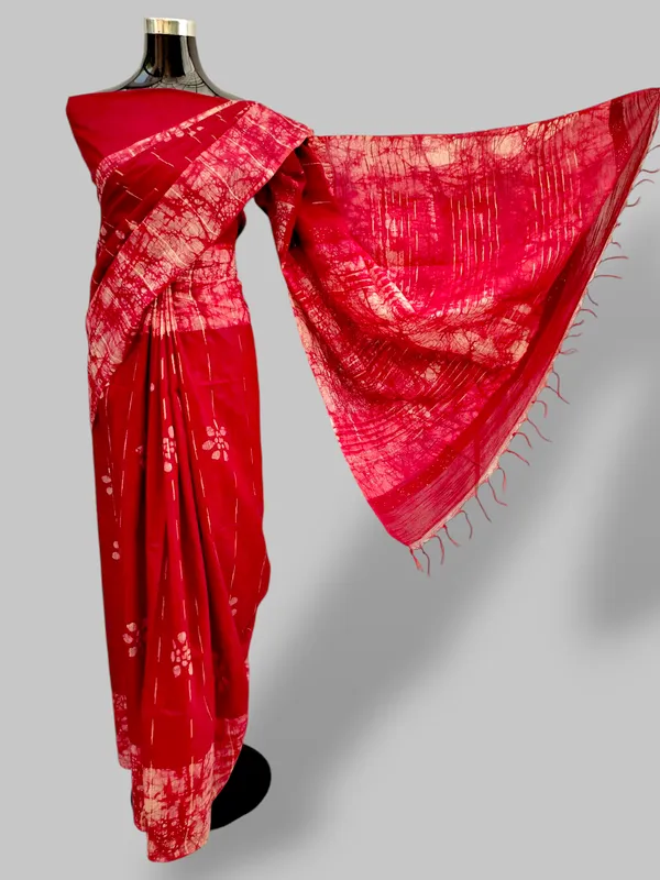 Red_Hand_Batik_Cotton_Silk_Saree_with_Running_Blouse_–_Artisan_Made_in_Bhagalpur_by_Hatha_Karagha
