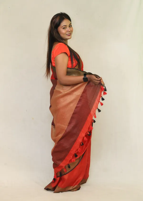 Red_Pure_Linen_Saree_with_Zari_Black_Border_&_Designer_Pallu_|_Handwoven_Bhagalpuri_Party_&_Festive_Wear_–_Hatha_Karagha