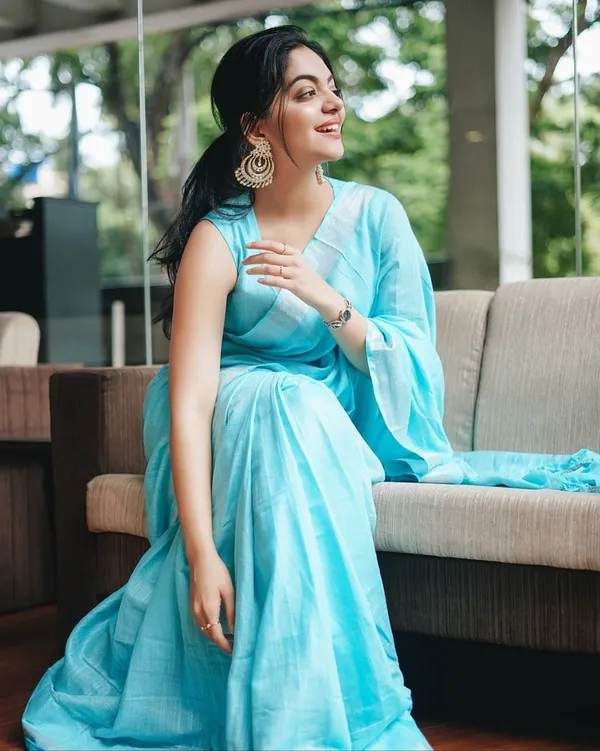 Light_Blue_Bhagalpuri_Cotton_Linen_Saree_For_Women