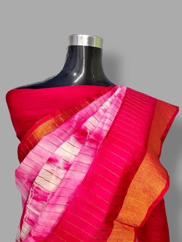 Pink_Handcrafted_Colorblock_Cotton_Silk_Blend_Saree_with_Running_Blouse_Piece_–_Woven_by_Bhagalpur_Artisans_|_Hatha_Karagha